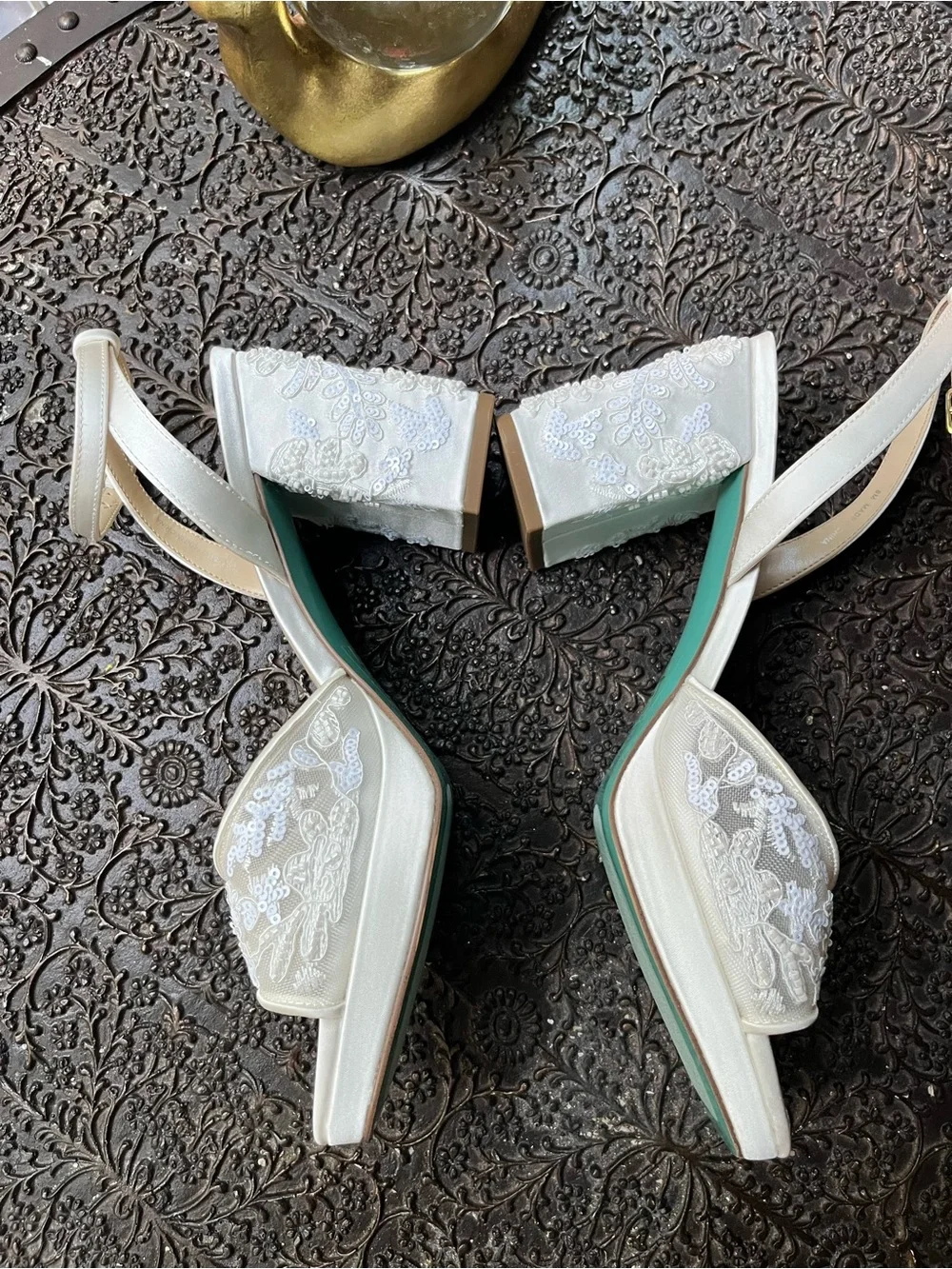NEW BETSEY JOHNSON JUNIE IVORY BEADED PLATFORM SANDALS IVORY WHITE 8